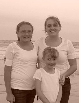 Lindsey, Emily, Kelsey at the beach