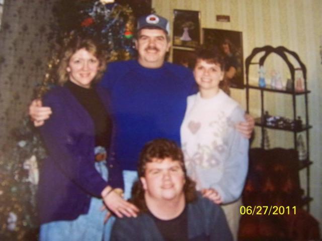 Tammy, Sheila, Brian with their Dad