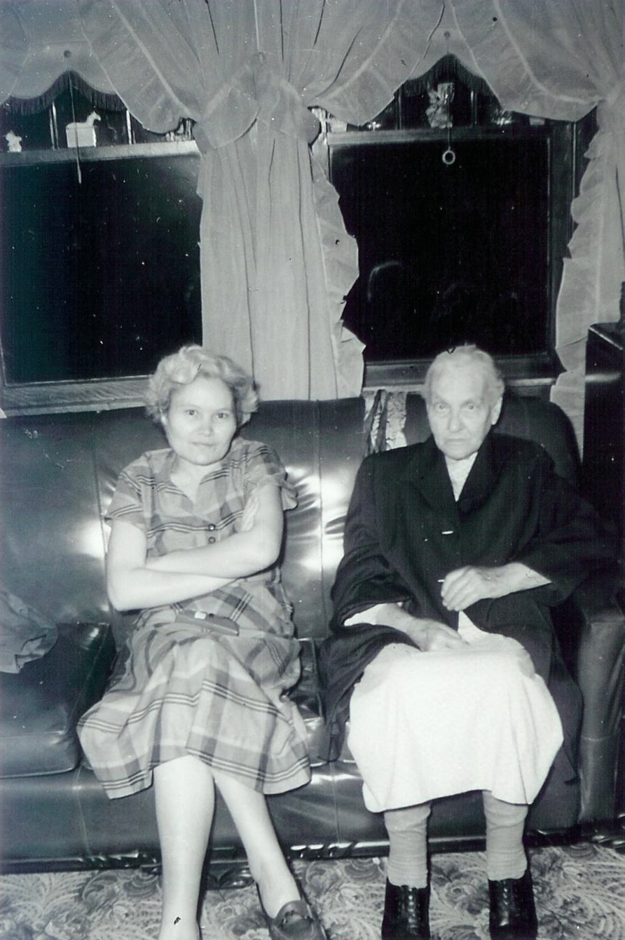 Effie Lee and Grandma