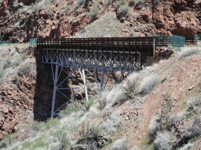 Bridge along Tunnel Drive Trail