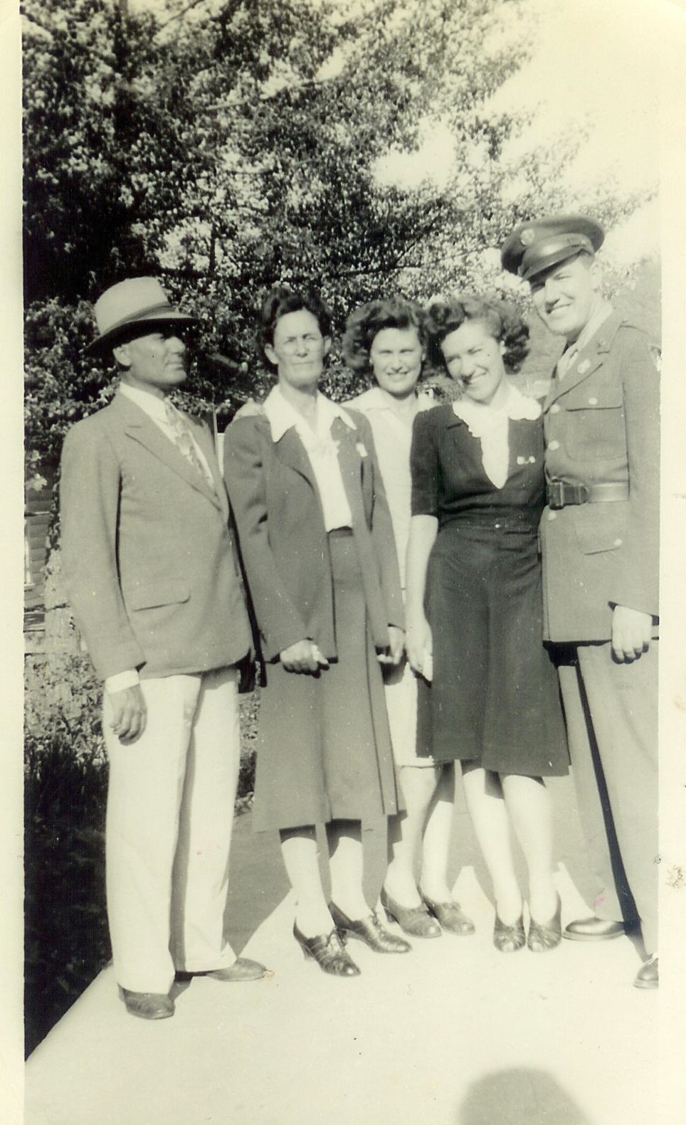 Pop Pop, Granny, Mick, Nell, Arnold